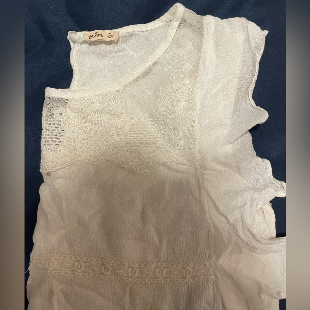 Hollister Flutter Sleeve Lace Striped Mesh/Lace Neck Detail Rope Tie Hem Crop - Picture 10 of 12